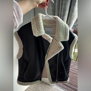Bershka Black Vest with Cream Sherpa Lining